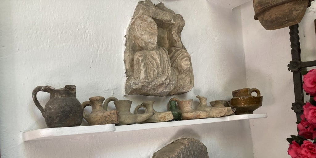 El patio de Córdoba con un pequeño museo arqueológico: de los romanos y paleocristianos a la ciudad califal