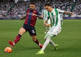 Los frentes abiertos del Córdoba CF en las renovaciones: tareas pendientes y salidas
