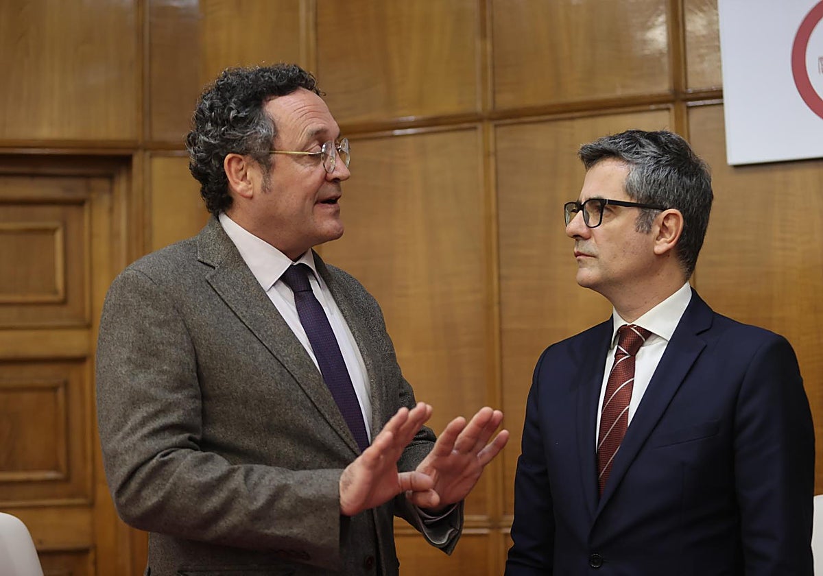 El fiscal general del Estado, Álvaro García Ortiz, con el ministro Bolaños