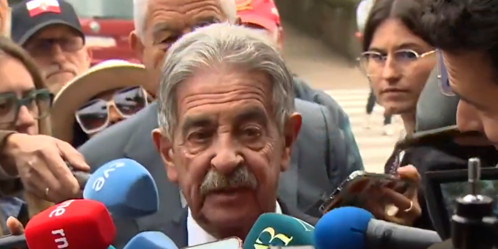 El acto de conciliación entre Revilla y el Rey Juan Carlos termina sin acuerdo: «Le diría que pidiera perdón y repatriara el dinero»