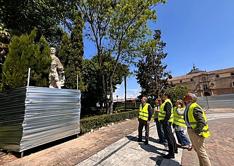 Imagen secundaria 1 - Visita del alcalde, Carlos Velázquez, a las obras de la Vega