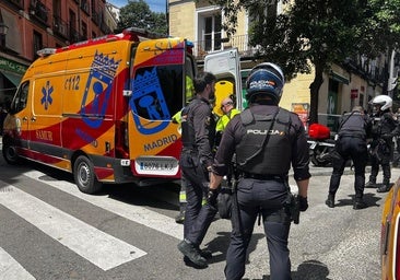 Apuñalan de gravedad a un joven en el cuello en el centro de Madrid