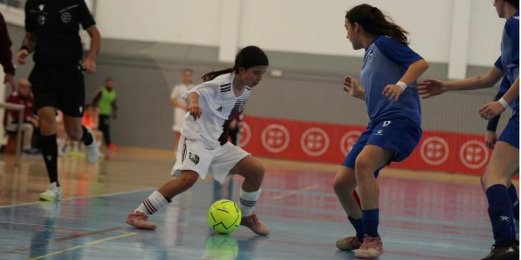 Carmen Saldaña, una niña de 12 años con la selección española