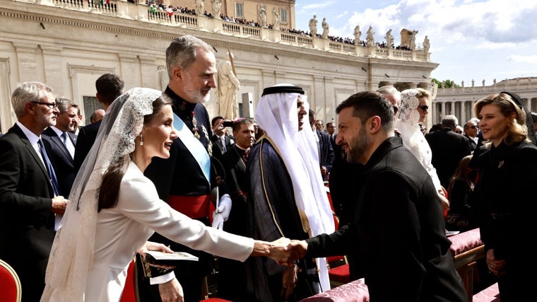Los Reyes saludan a Zelenski