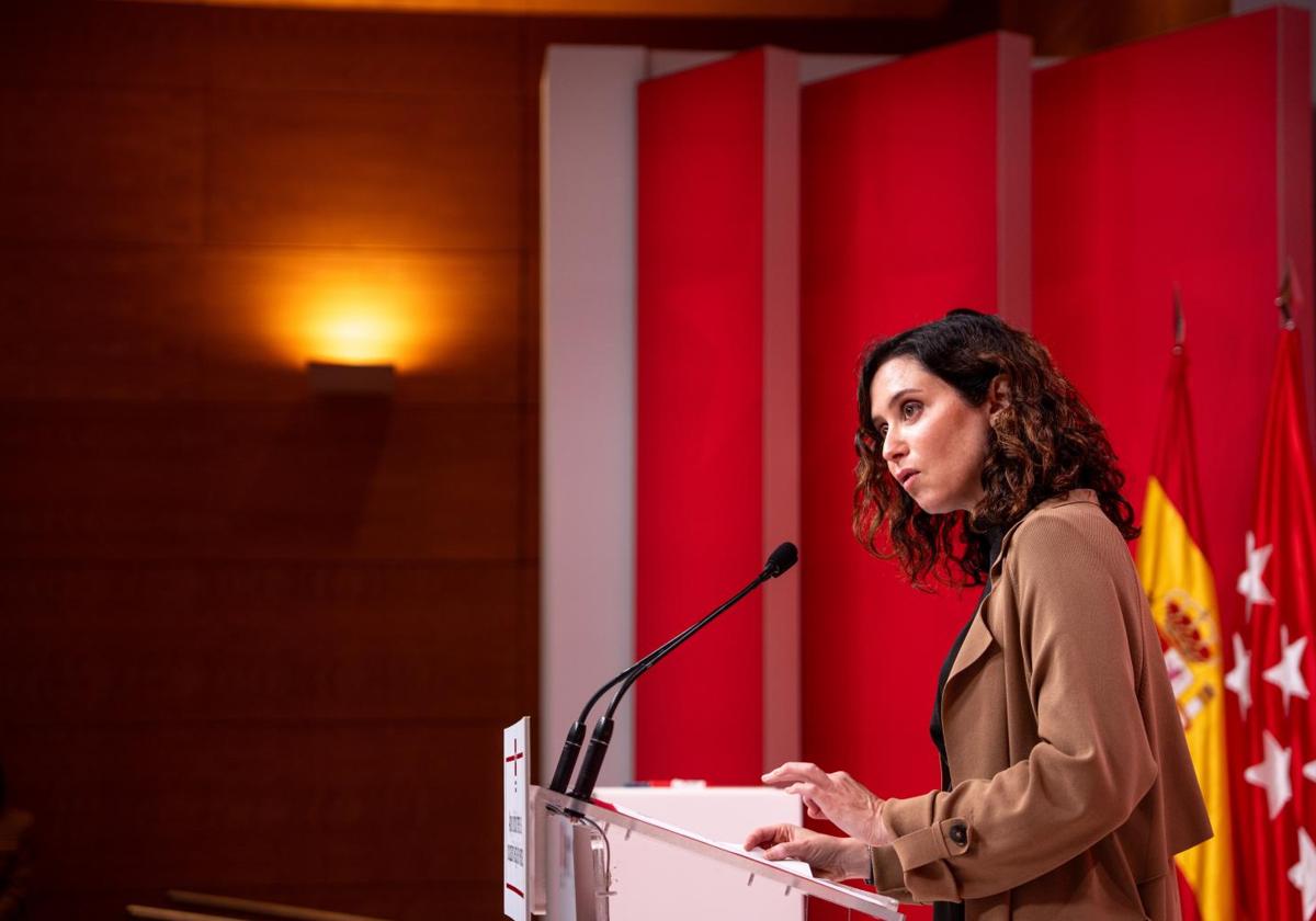 La presidenta de la Comunidad, Isabel Díaz Ayuso, en la Real Casa de Correos, este lunes