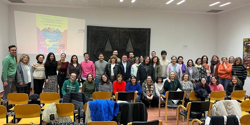 El Colegio de Trabajo Social de Castilla-La Mancha premia a Futucam, Teo García y Luis Ángel García