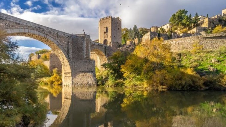 Los madrileños no saben que sus vertidos contaminan el Tajo en Toledo
