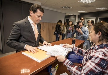 José Luis Bayo, militante del PP valenciano, anuncia su candidatura para disputar a Feijóo la Presidencia del PP