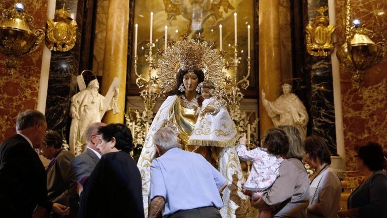 Besamanos a la Virgen de los Desamparados en Valencia: horario y ubicación