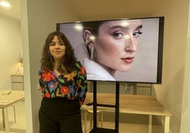Celia Espinosa, la 'reina de los pendientes', florece con su nueva colección 'Volver'