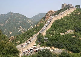 De la Gran Muralla a una bodega de vino o un crucero: los extras del viaje de diputados a China