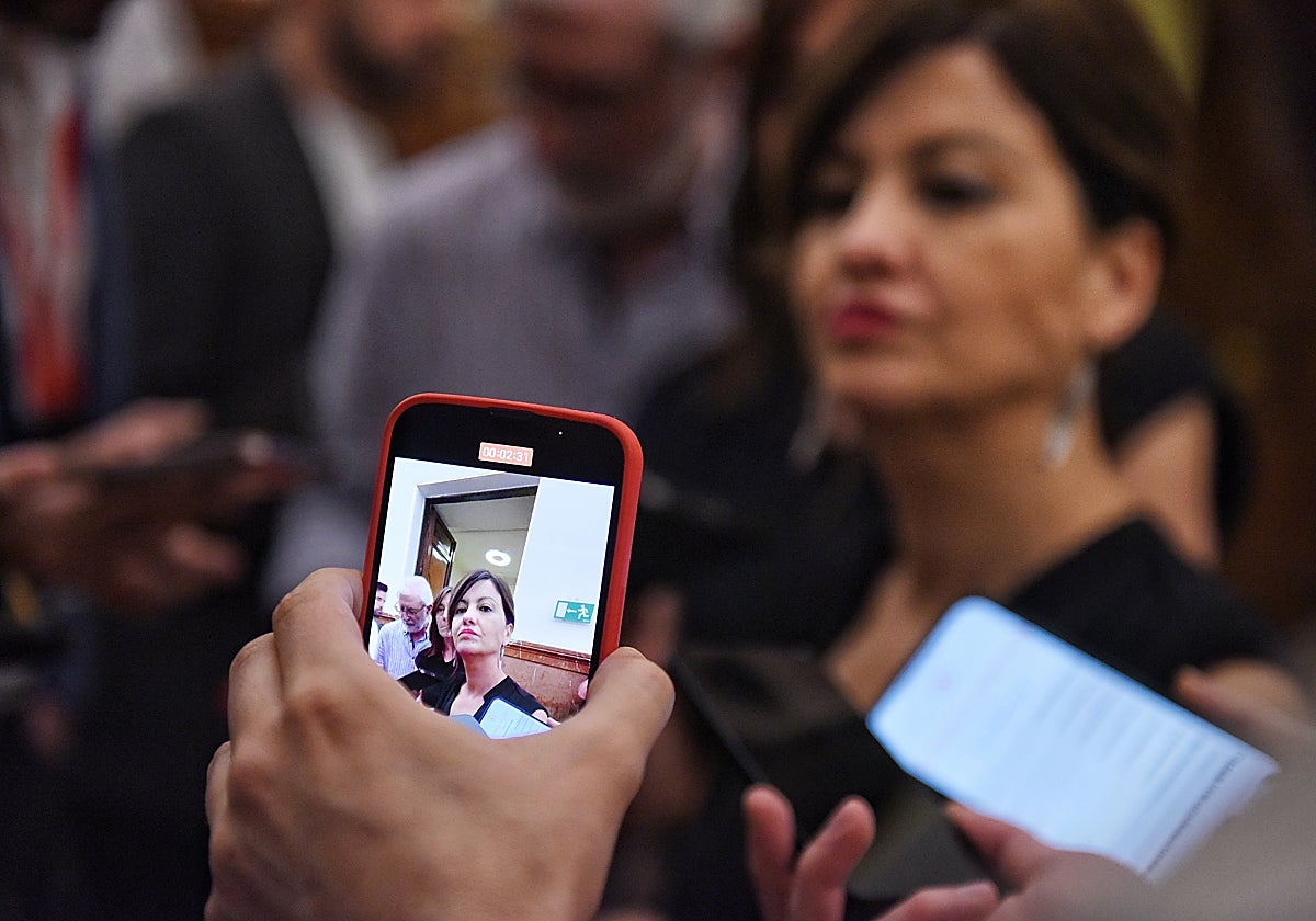 La ministra de Juventud e Infancia, Sira Rego, retratada durante la sesión de control al Gobierno, este miércoles, en el Congreso de los Diputados