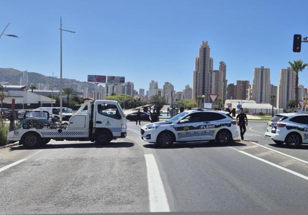 Imagen del simulacro de cierre de ciudad en Benidorm organizado por policías