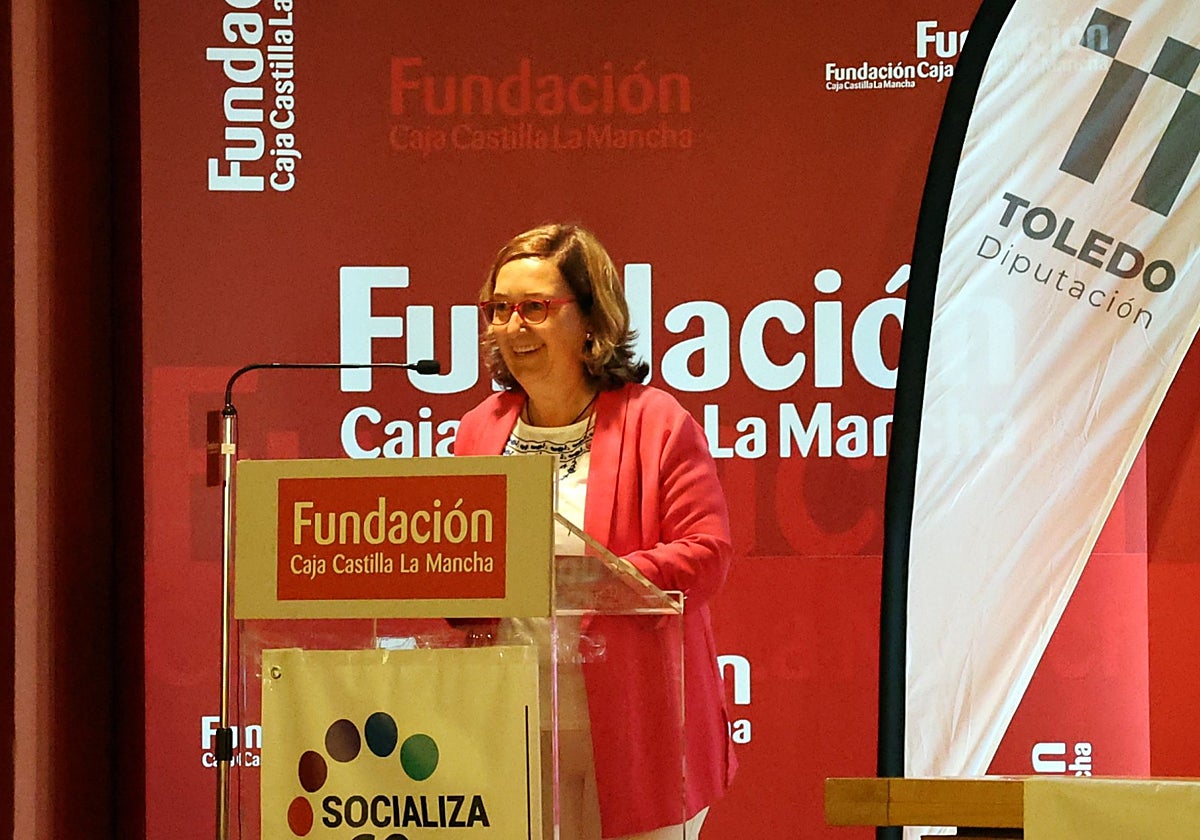 Concepción Cedillo durante su intervención en la I Jornada de personas mayores organizada en Toledo