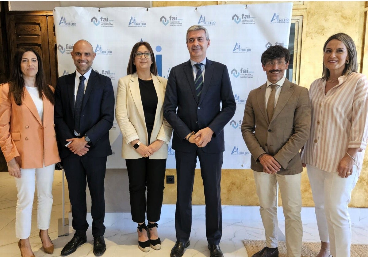 Asistentes a las jornadas sobre la situación inmobiliaria