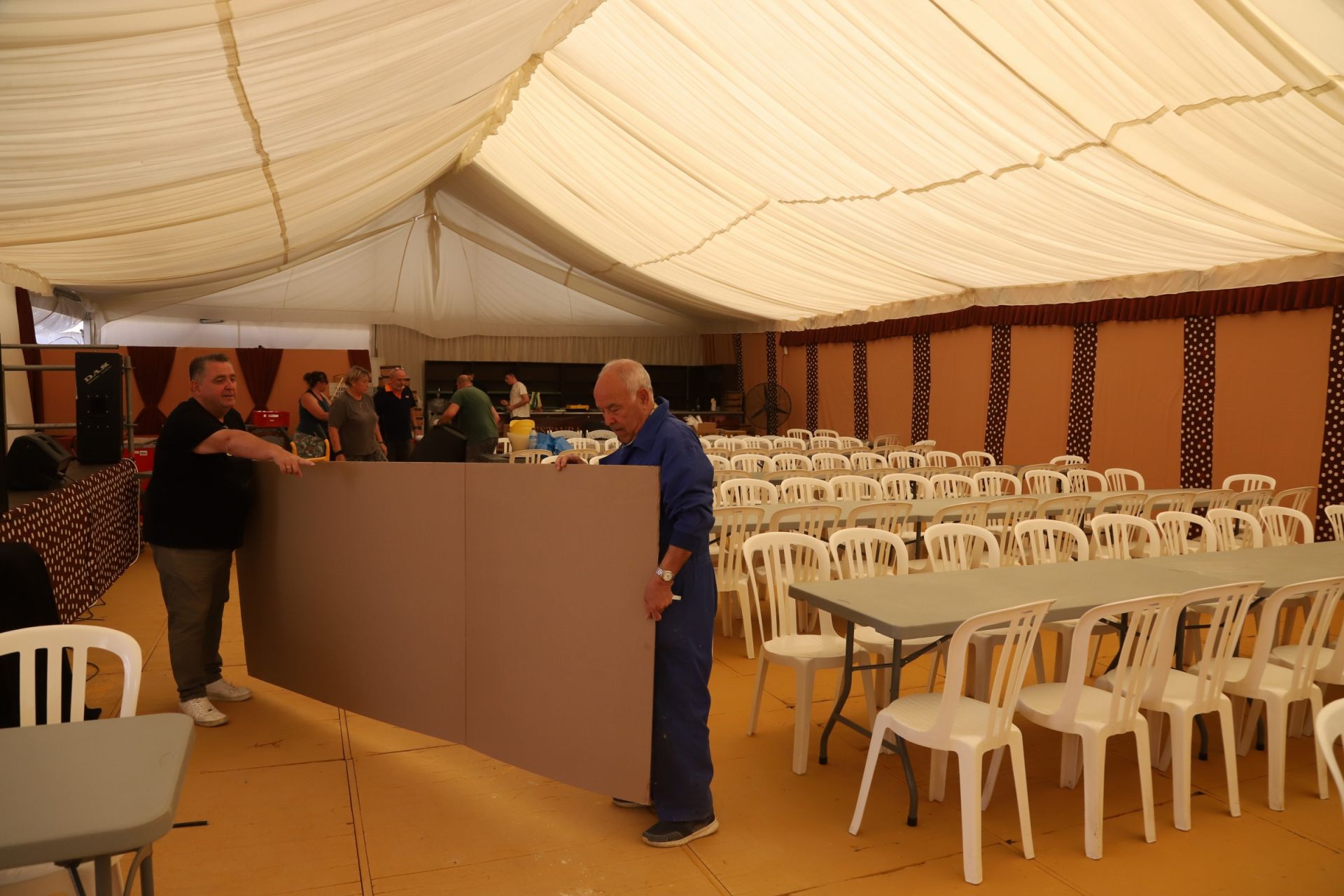 Los últimos preparativos de la Feria de Córdoba 2025, en imágenes