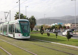 El tranvía de Jaén realiza un recorrido completo en pruebas tras 14 años «parado»