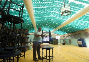 La 'Feria de ferias' vuelve a nacer en Córdoba en un Arenal donde no sobra nada