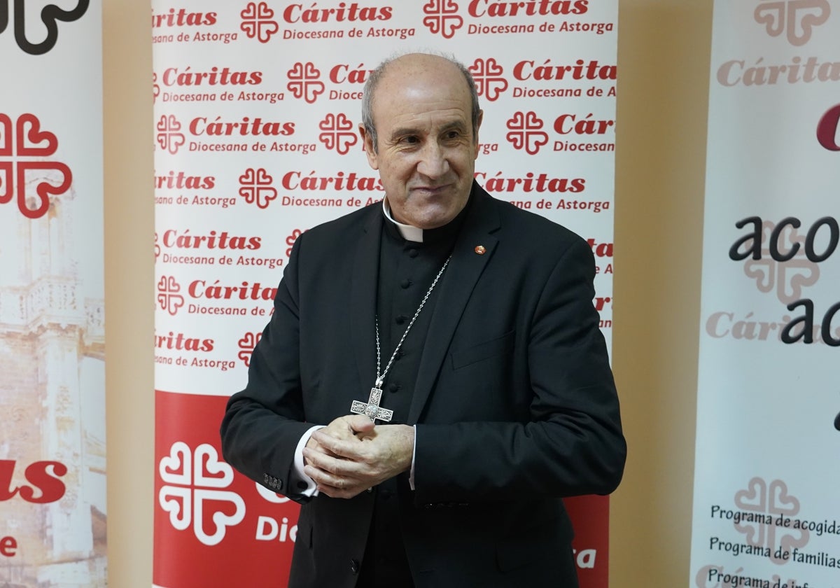 El nuevo obispo de Córdoba desde este sábado, Jesús Fernández, en Astorga