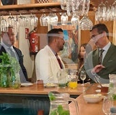 Un capitán de inteligencia antidroga de la Guardia Civil, de feria con narcos en Sevilla