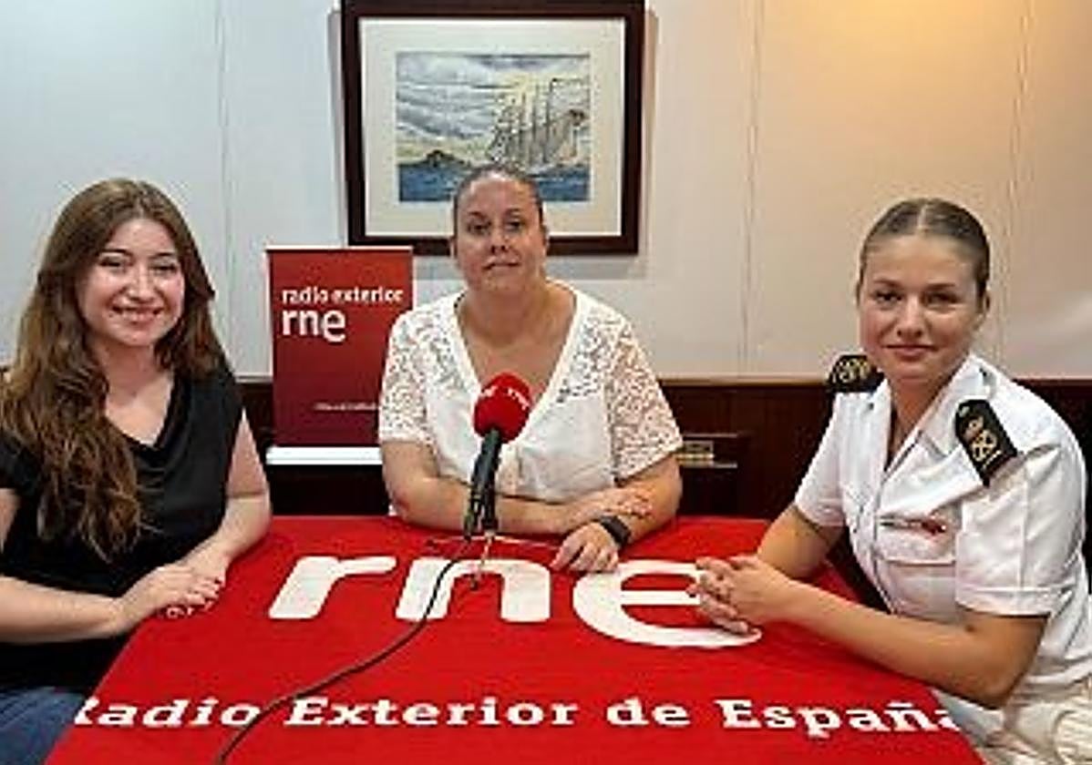 La Princesa Leonor, ante los micrófonos de Radio Exterior.