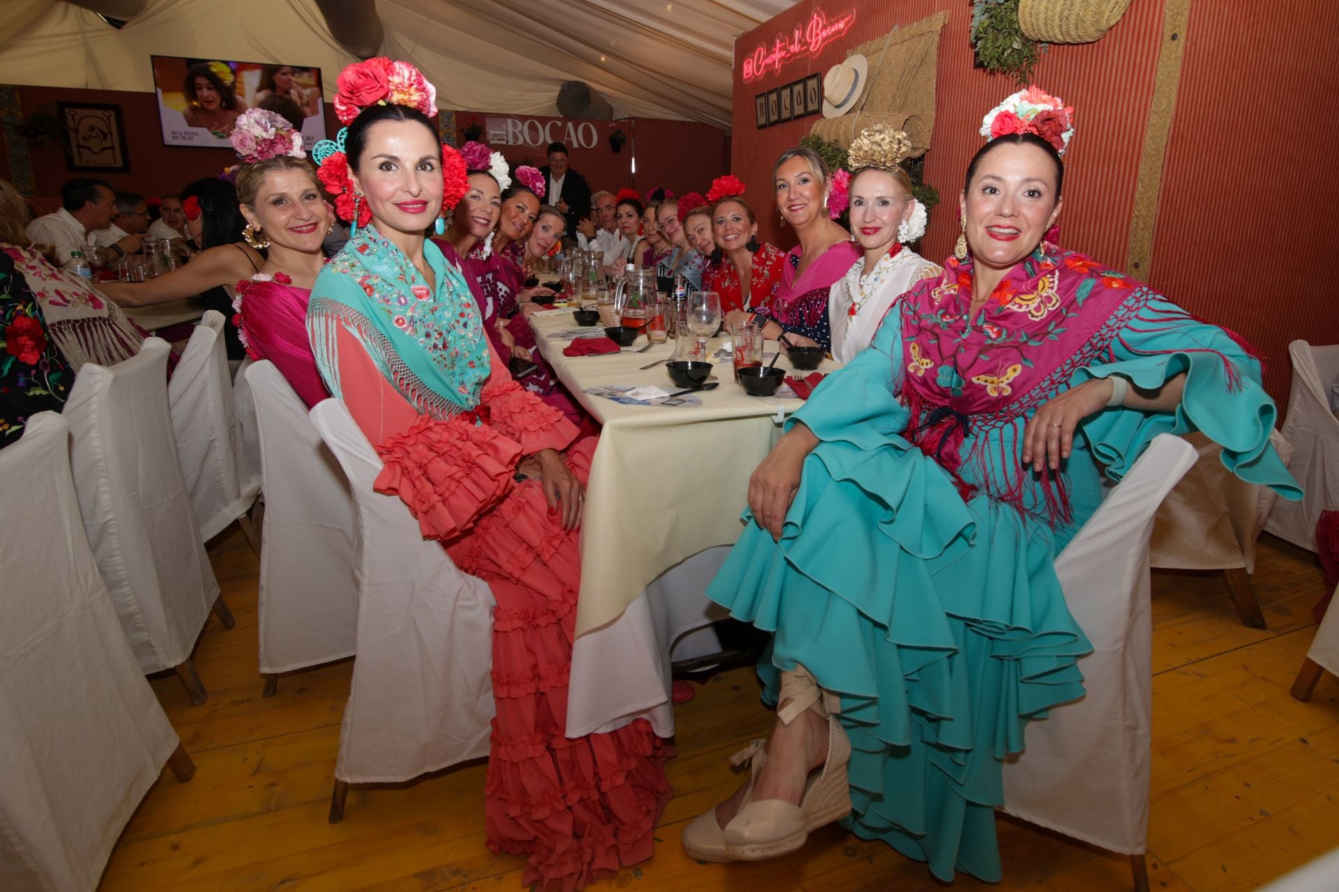El ambiente en las casetas del sábado de Feria en Córdoba, en imágenes
