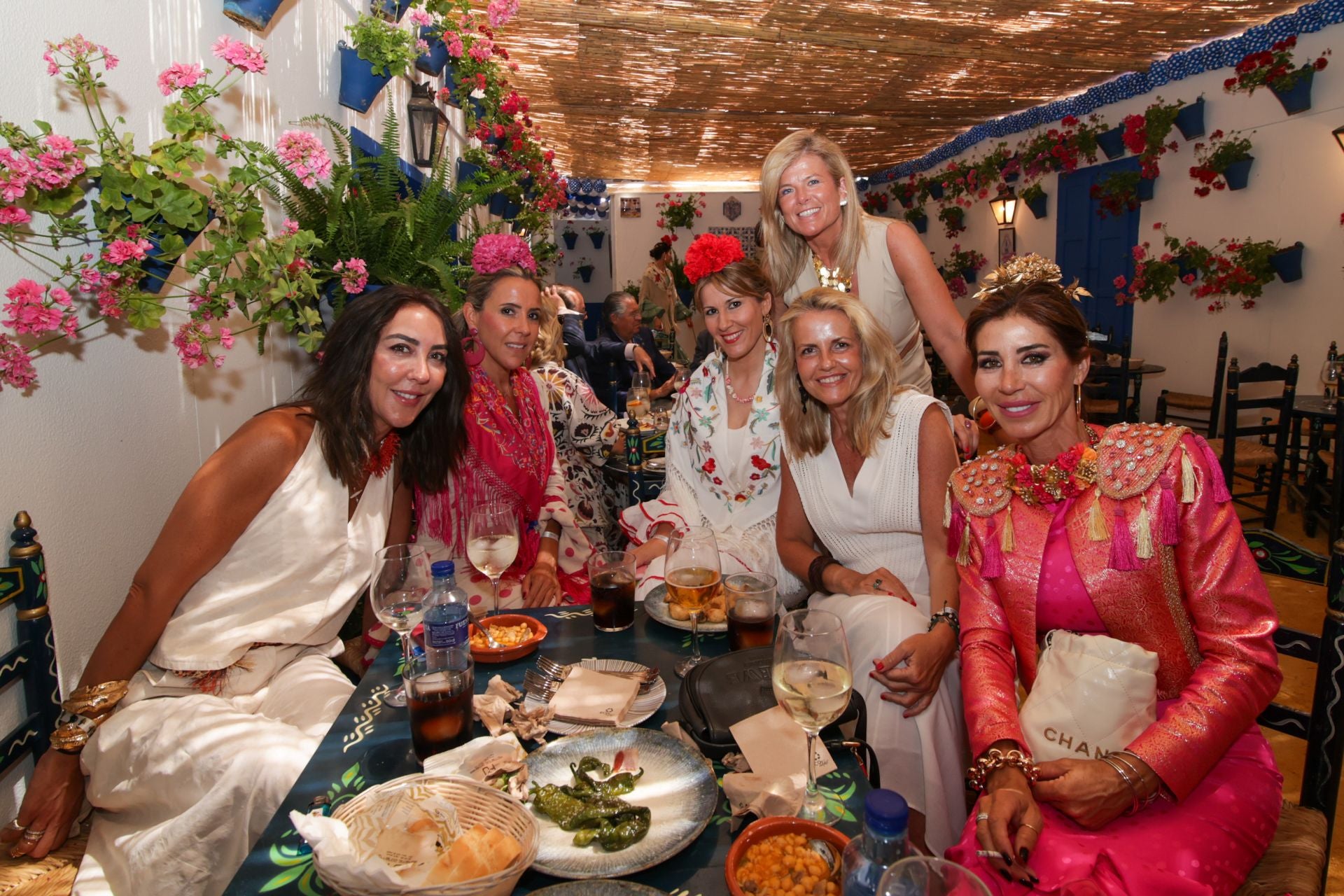 El ambiente en las casetas del sábado de Feria en Córdoba, en imágenes