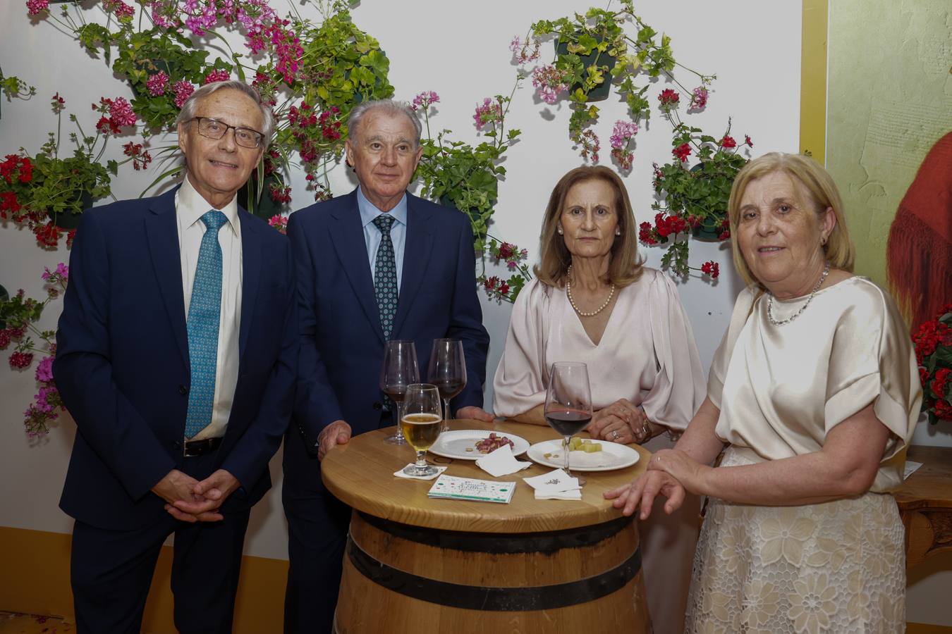 El espectacular ambiente en la primera noche de la Feria de Córdoba 2025, en imágenes