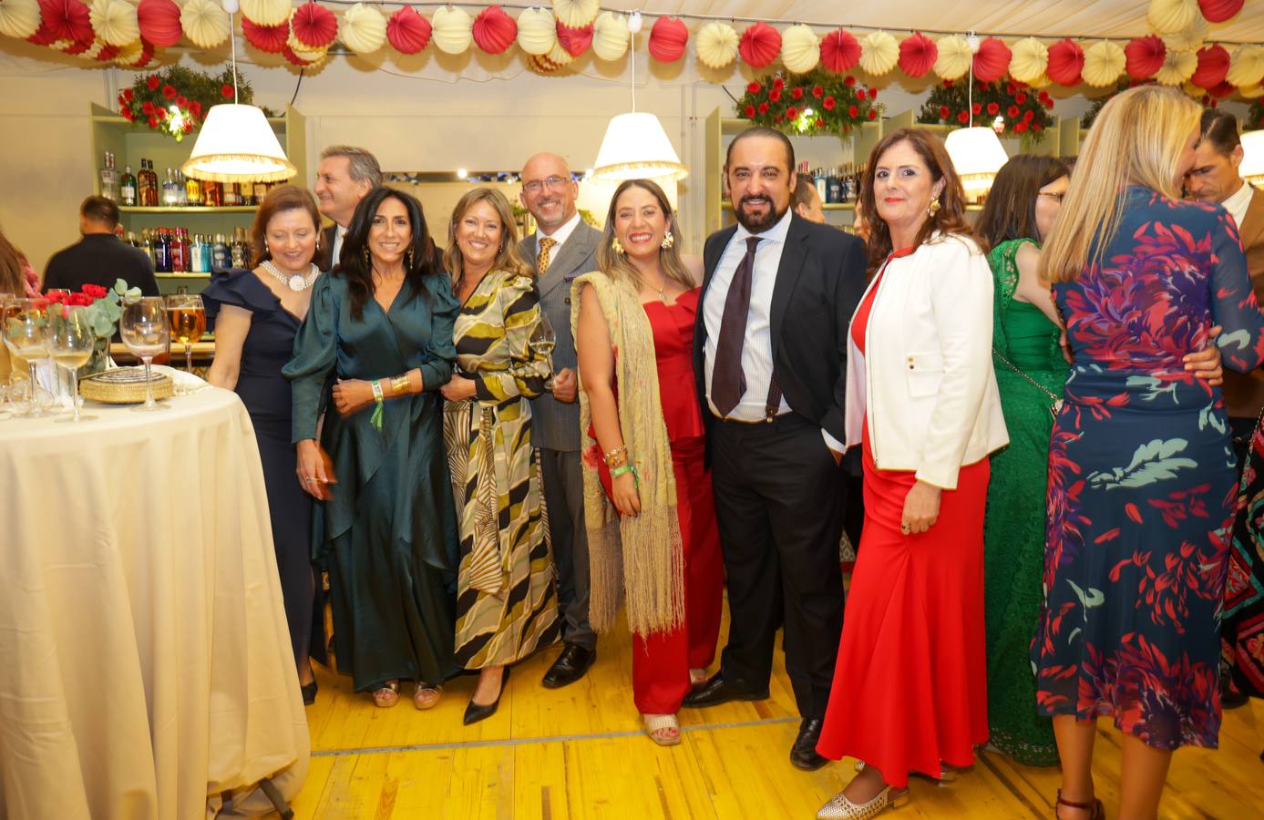 El espectacular ambiente en la primera noche de la Feria de Córdoba 2025, en imágenes