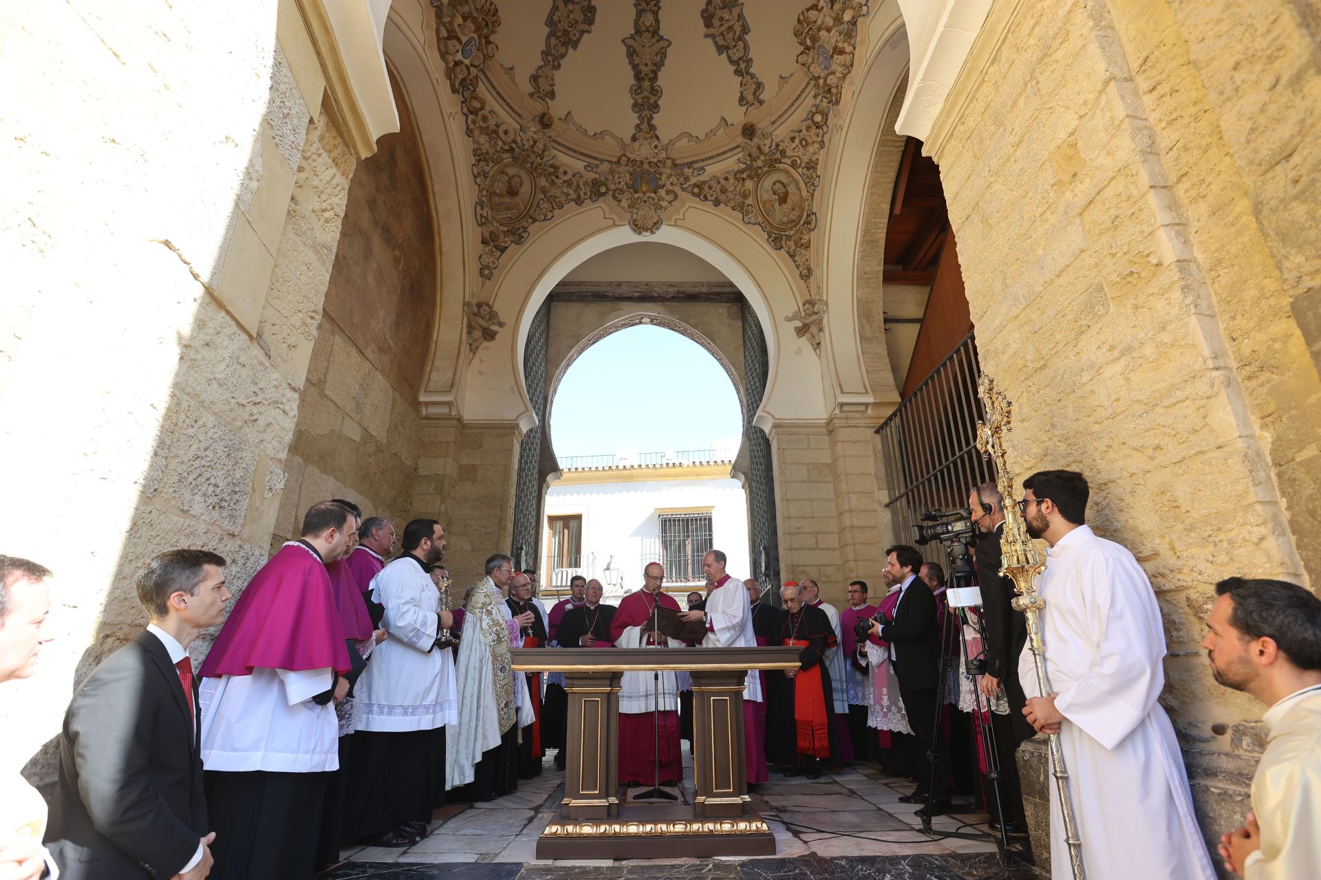 La toma de posesión de Jesús Fernández como nuevo obispo de Córdoba, en imágenes