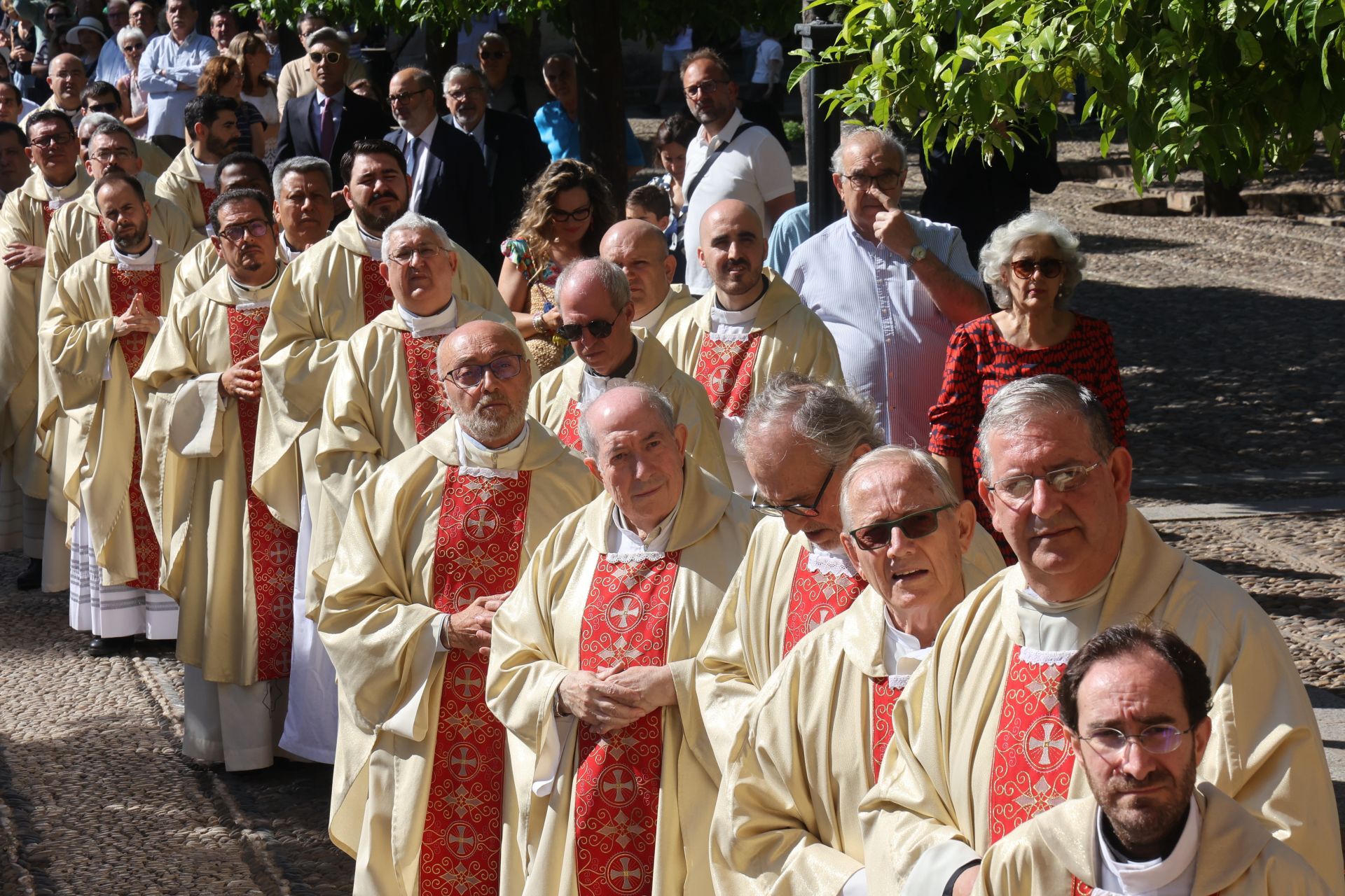 La toma de posesión de Jesús Fernández como nuevo obispo de Córdoba, en imágenes