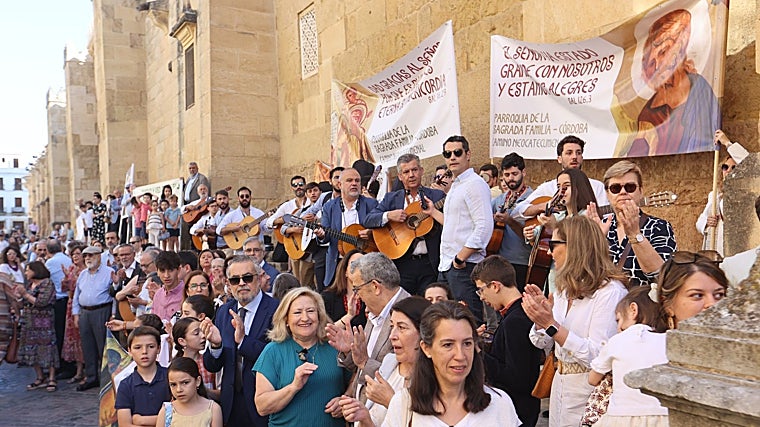 Las comunidades neocatecumaneles dan la bienvenida al nuevo obispo