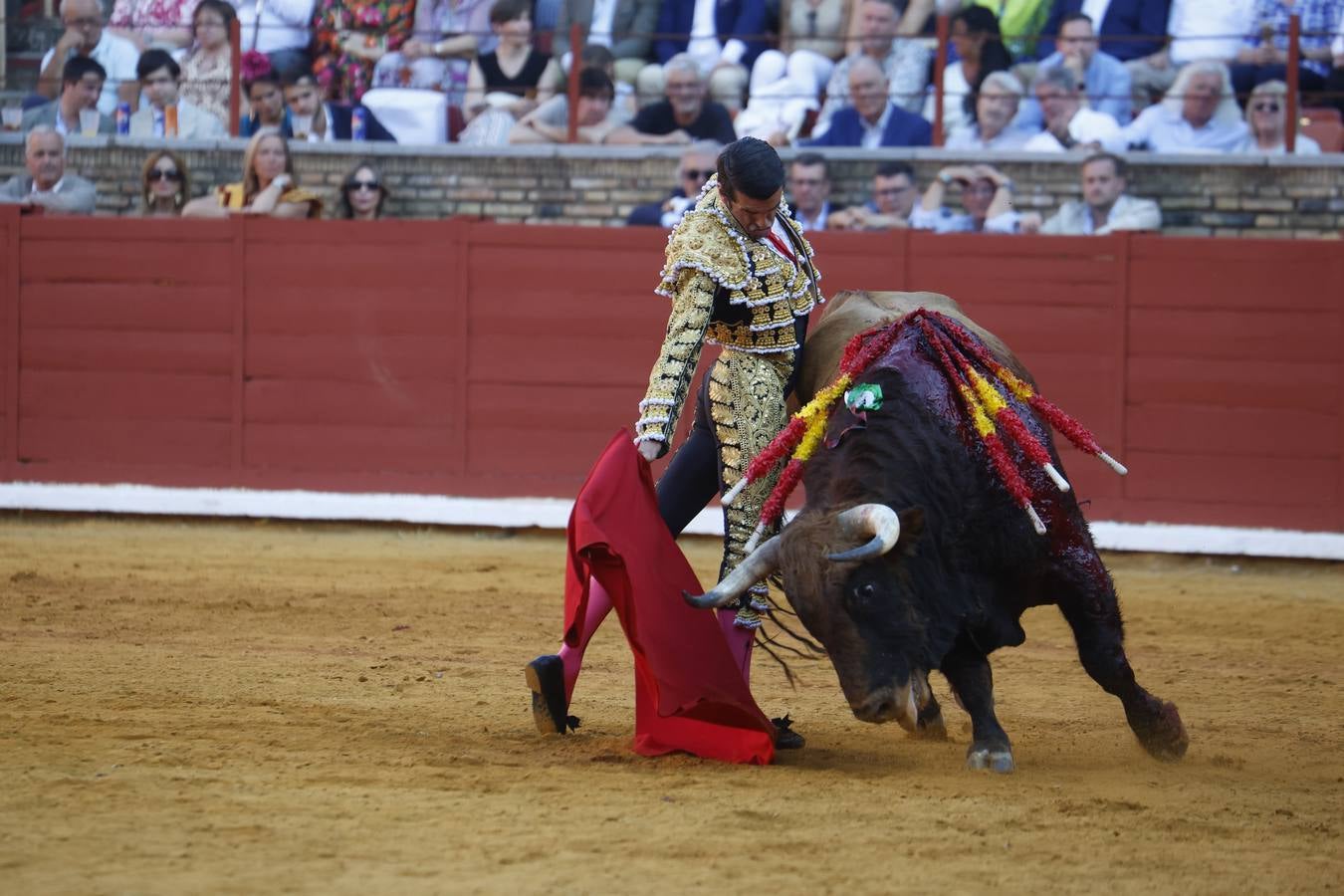 La corrida de Perera, De Justo y Jiménez en Córdoba, en imágenes