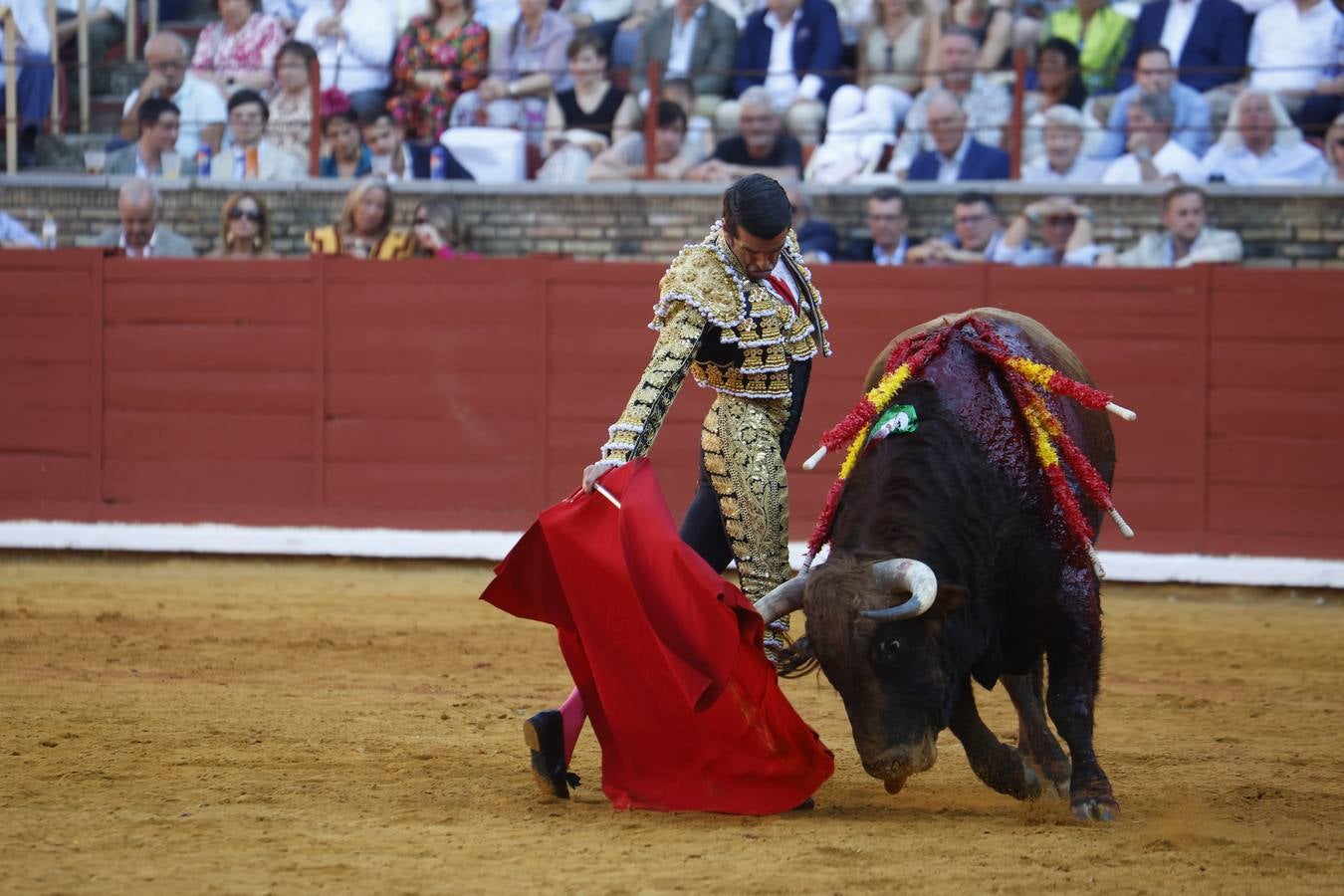 La corrida de Perera, De Justo y Jiménez en Córdoba, en imágenes