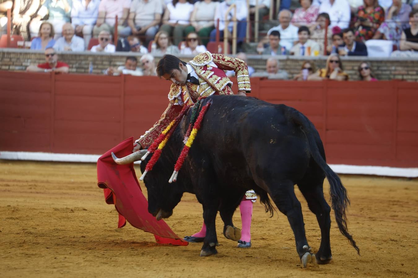 La corrida de Perera, De Justo y Jiménez en Córdoba, en imágenes