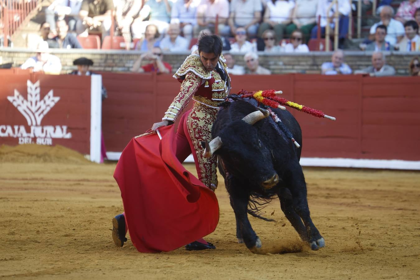 La corrida de Perera, De Justo y Jiménez en Córdoba, en imágenes