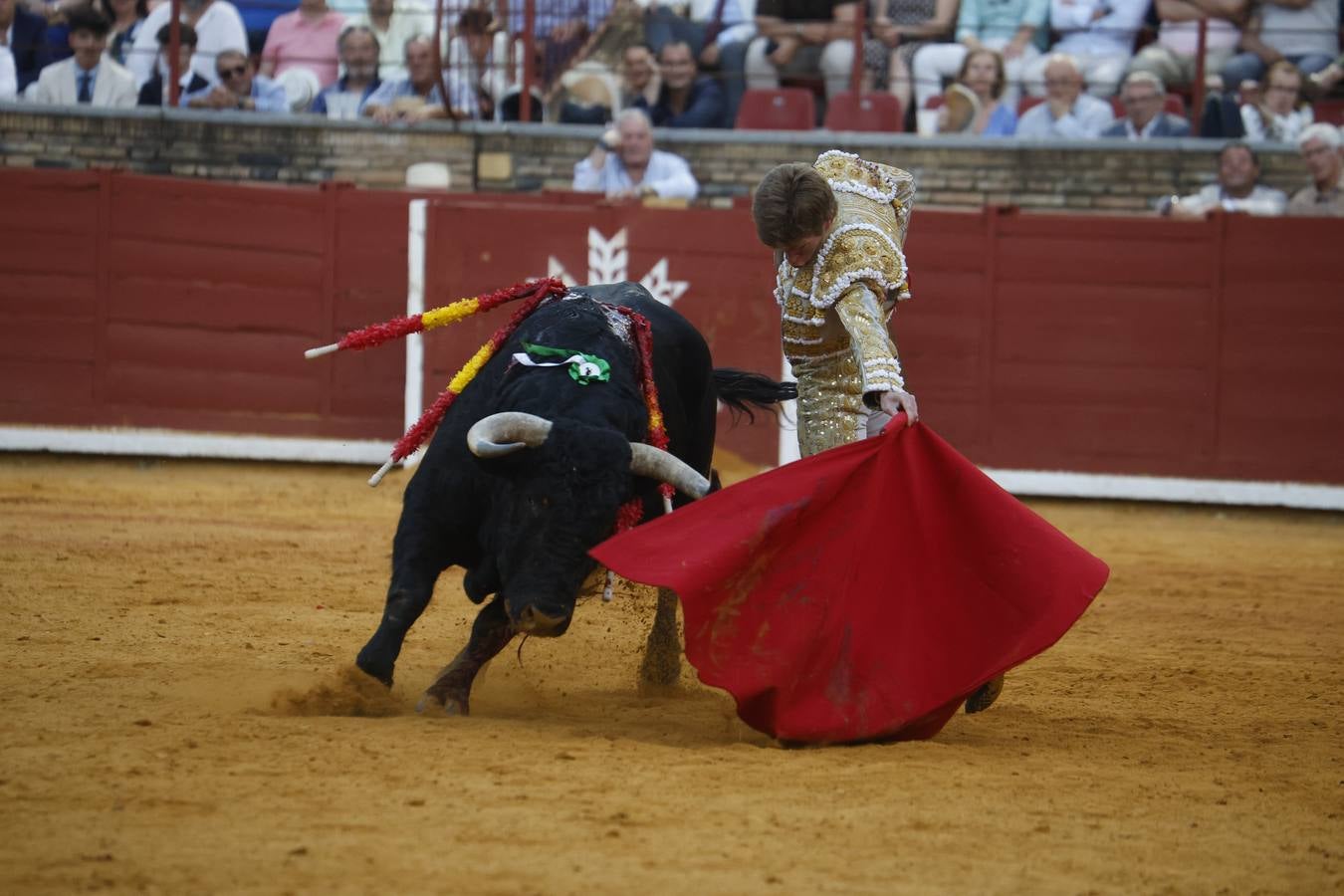 La corrida de Perera, De Justo y Jiménez en Córdoba, en imágenes