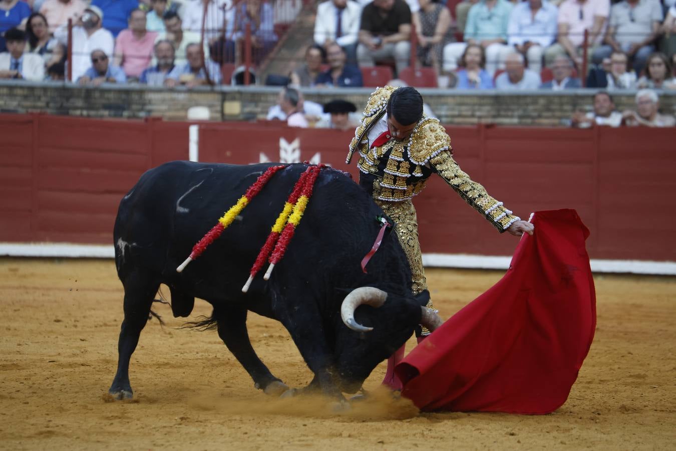 La corrida de Perera, De Justo y Jiménez en Córdoba, en imágenes