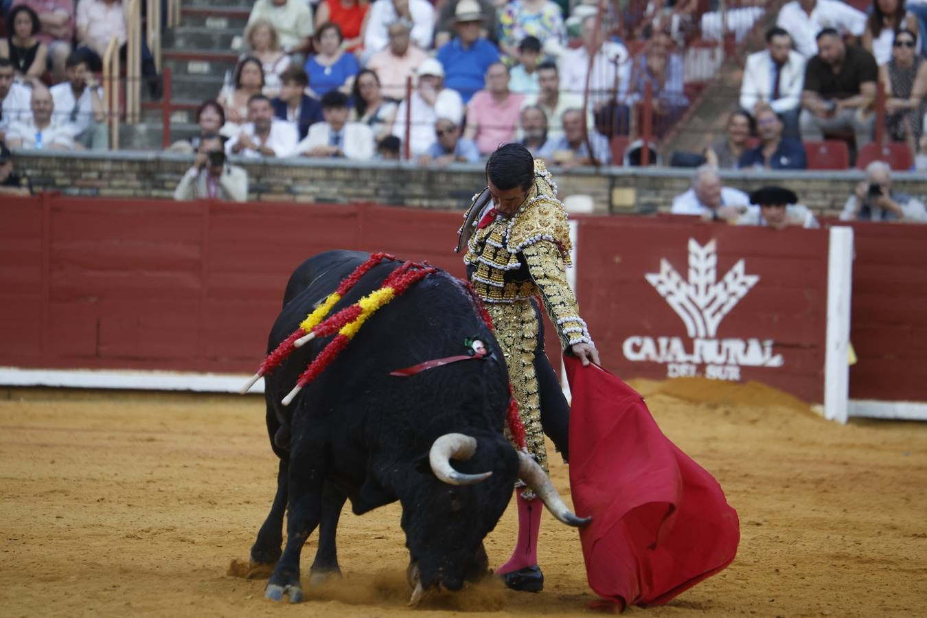 La corrida de Perera, De Justo y Jiménez en Córdoba, en imágenes