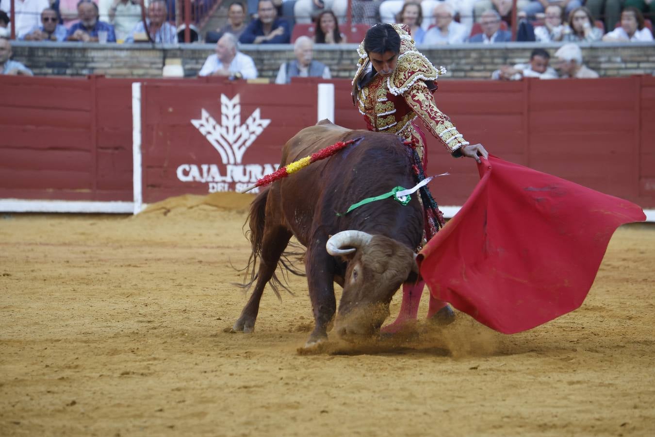 La corrida de Perera, De Justo y Jiménez en Córdoba, en imágenes