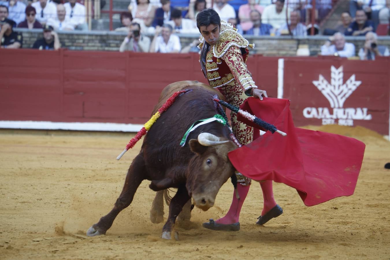 La corrida de Perera, De Justo y Jiménez en Córdoba, en imágenes