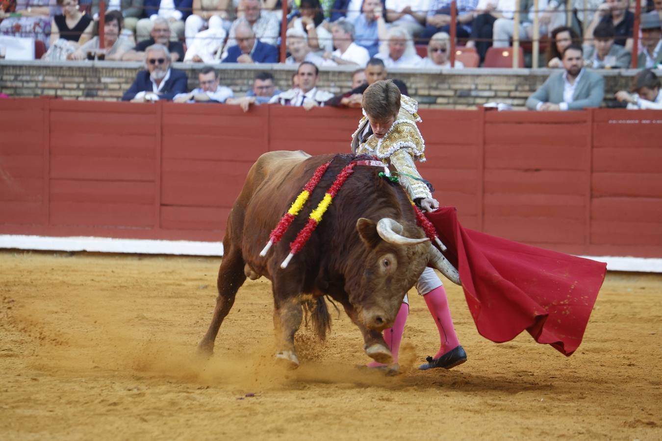 La corrida de Perera, De Justo y Jiménez en Córdoba, en imágenes