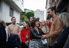 Oliver Laxe vuelve a casa tras conquistar Cannes con 'Sirat'