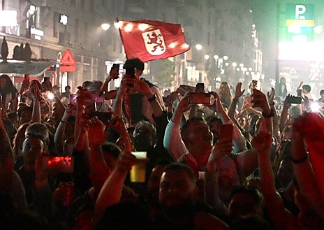 León se echa a la calle para celebrar el ascenso de la Cultural a ...