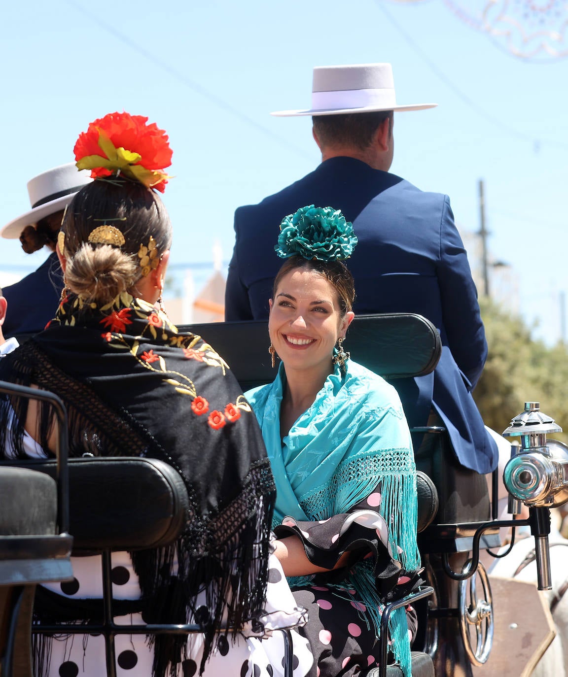 Ambiente de gala en el domingo de Feria de Córdoba, en imágenes