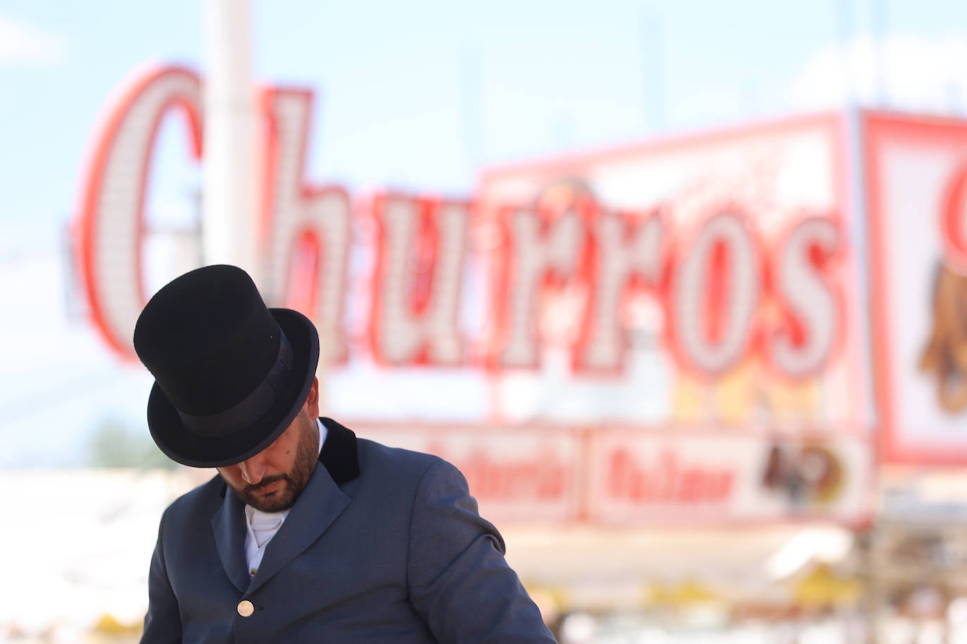 Ambiente de gala en el domingo de Feria de Córdoba, en imágenes