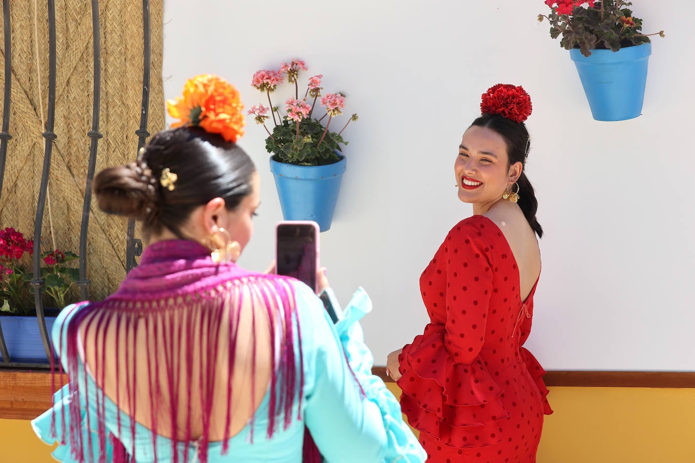 Ambiente de gala en el domingo de Feria de Córdoba, en imágenes