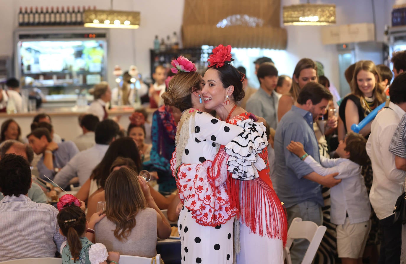 Ambiente de gala en el domingo de Feria de Córdoba, en imágenes