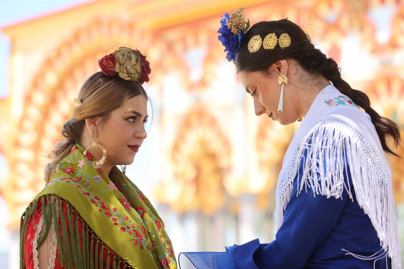 Ambiente de gala en el domingo de Feria de Córdoba, en imágenes
