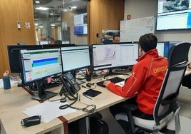 Dos heridos en un choque de un vehículo conducido por un menor y otro cuyo piloto se dio a la fuga